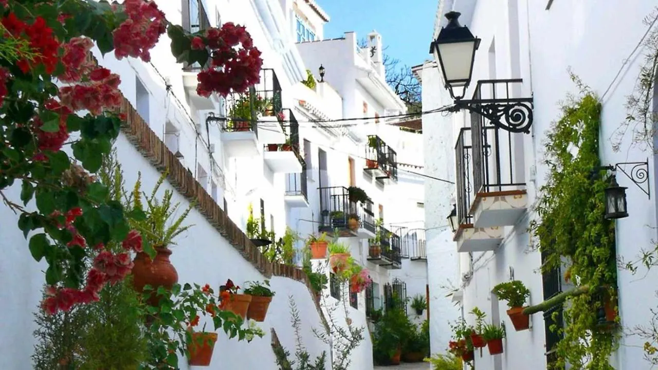 Casa Mirador Las Claras Con Piscina Privada Jardin Iznate 0*,  Spain